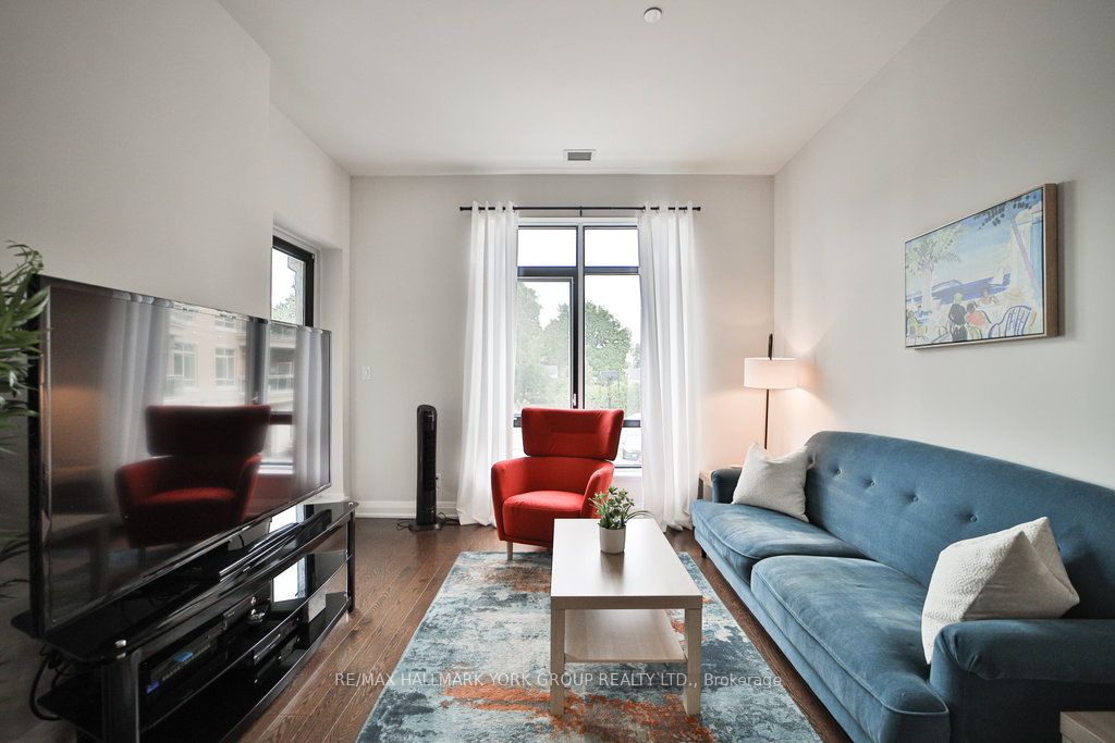 15277 Yonge St, #303