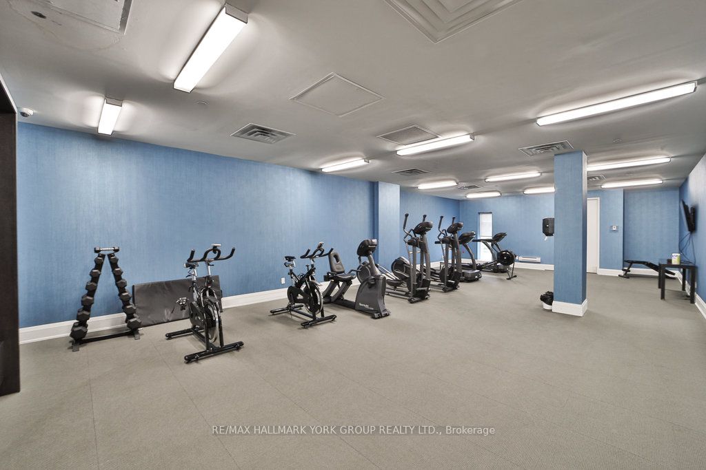 15277 Yonge St, #303