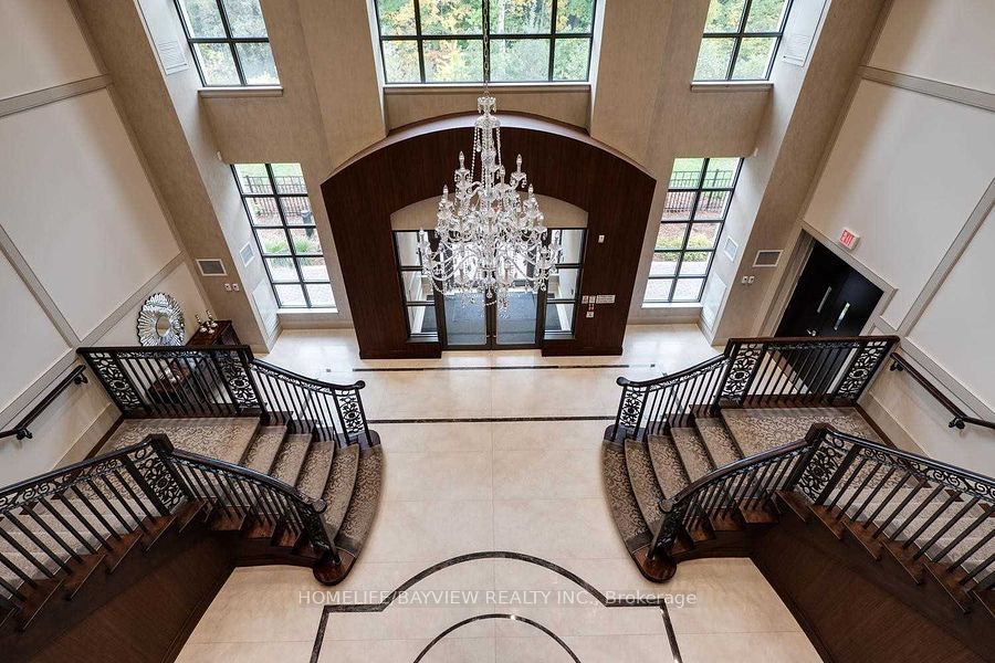 9909 Pine Valley Drive, #213