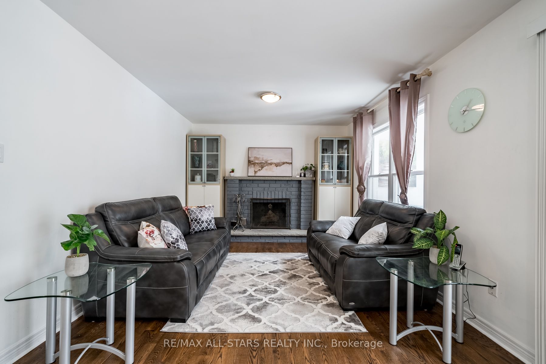 6 Milne Crt