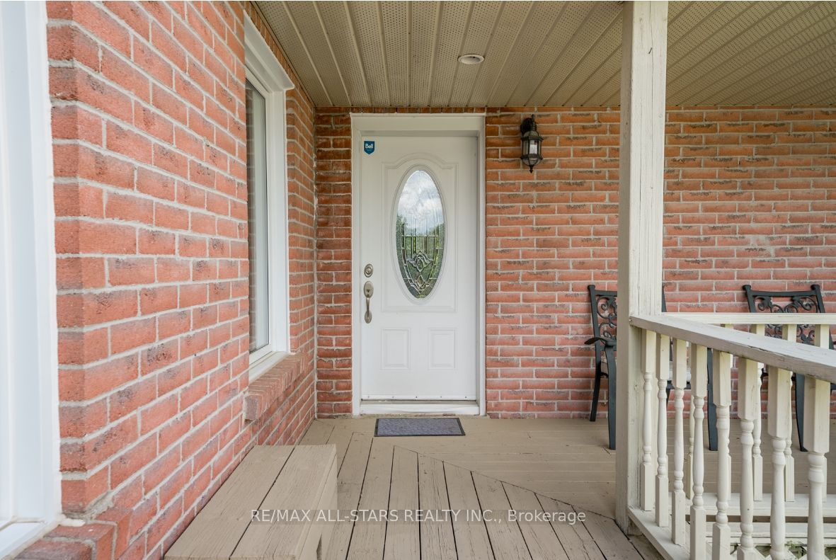 6 Milne Crt
