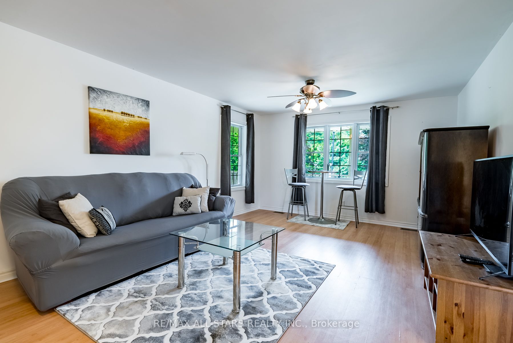 6 Milne Crt