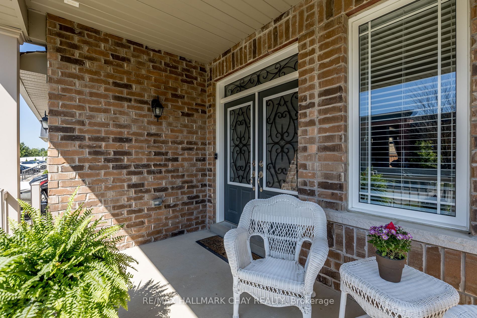 24 Gunning Crescent E