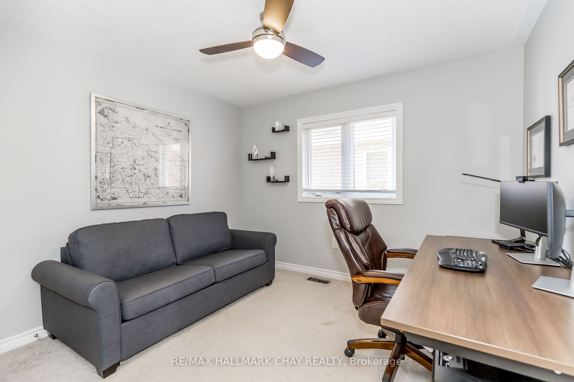 24 Gunning Crescent E