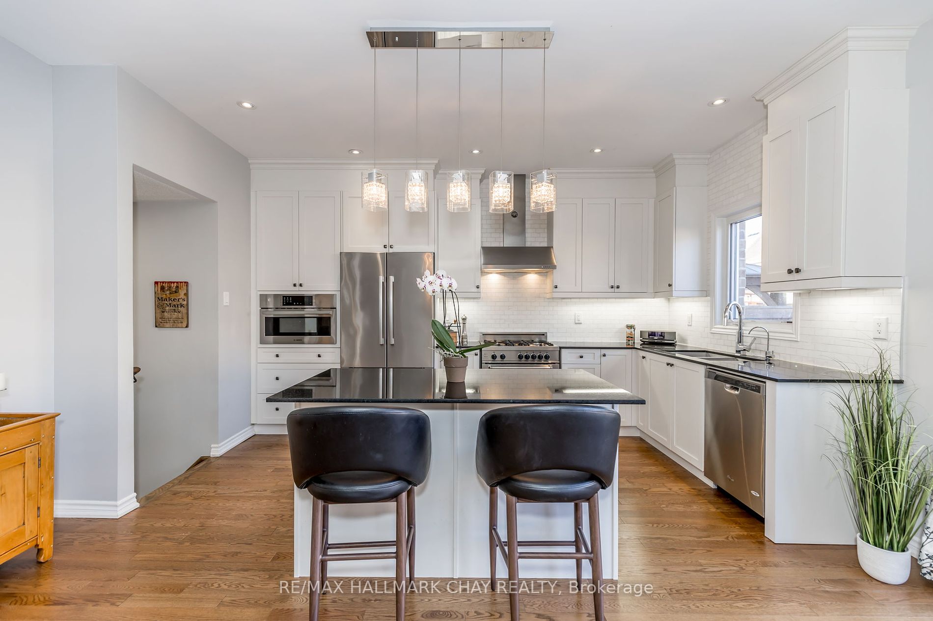 24 Gunning Crescent E