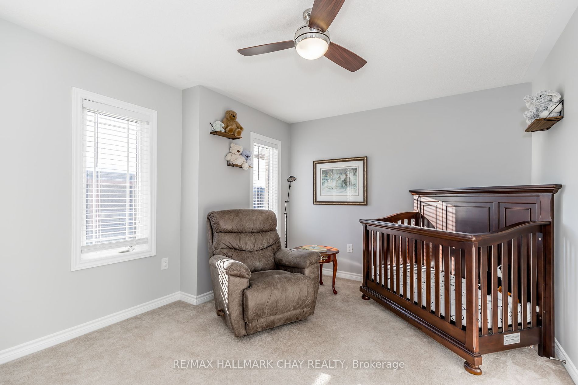 24 Gunning Crescent E