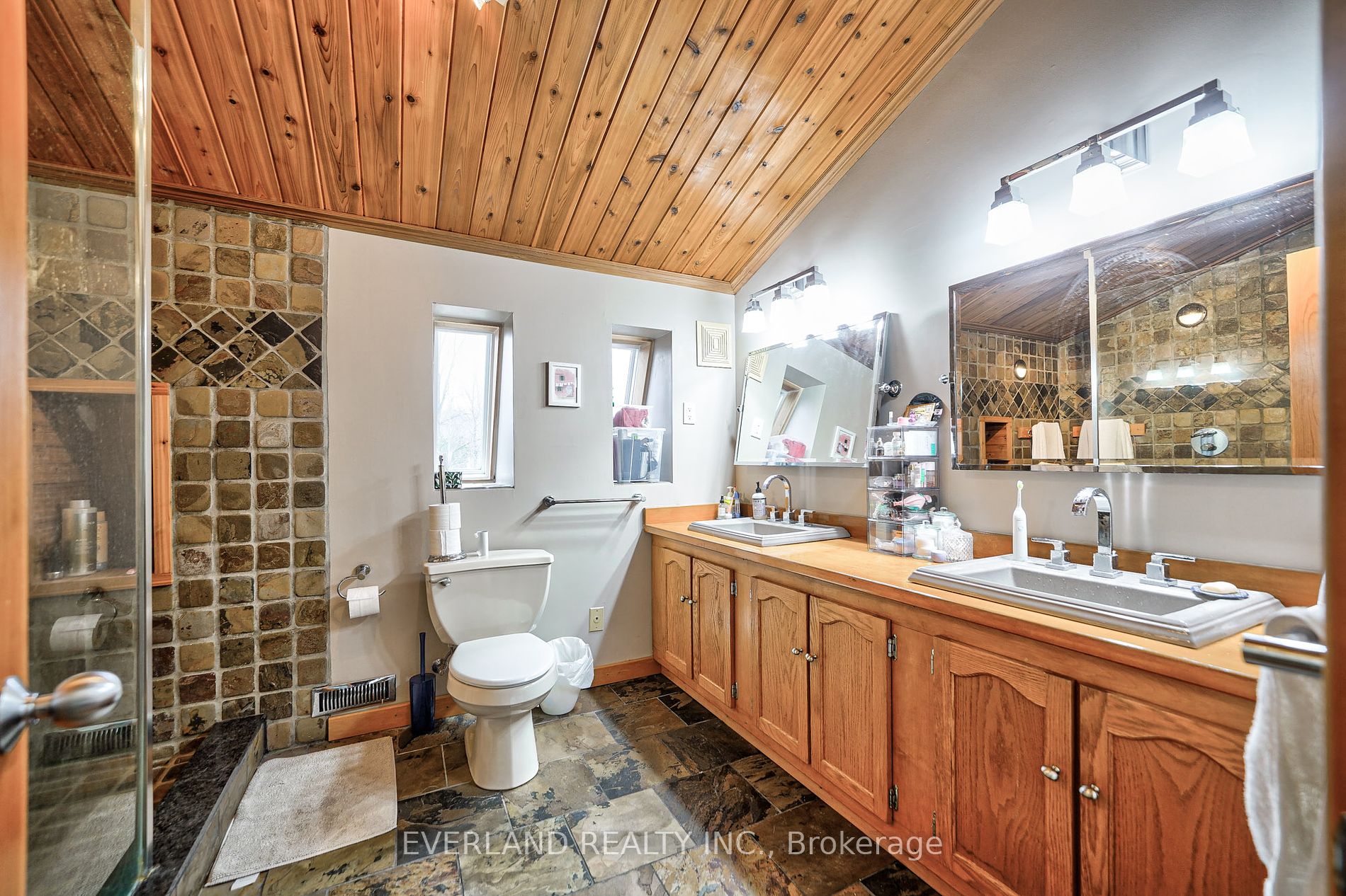 4086 Lloydtown-Aurora Rd