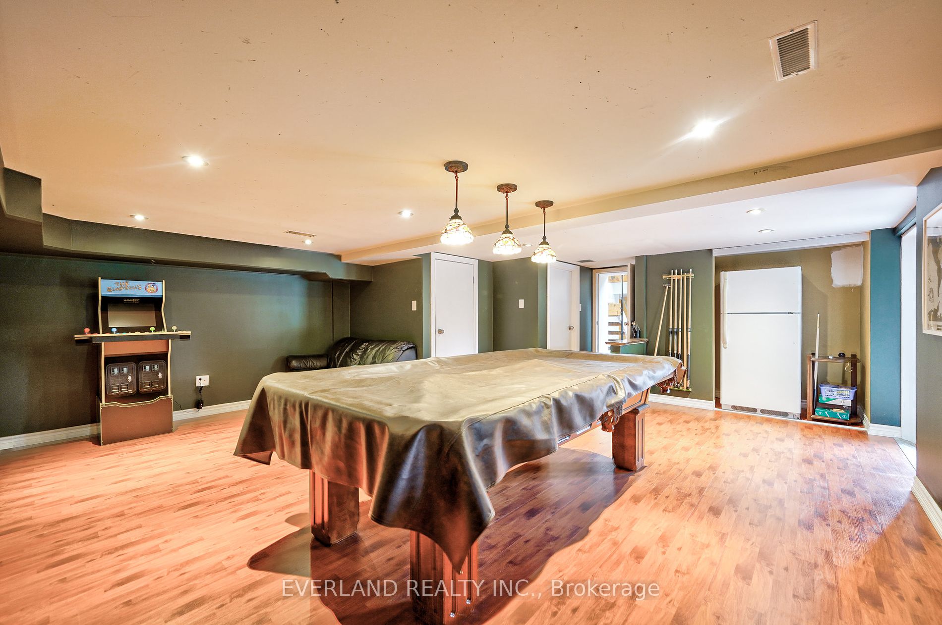 4086 Lloydtown-Aurora Rd