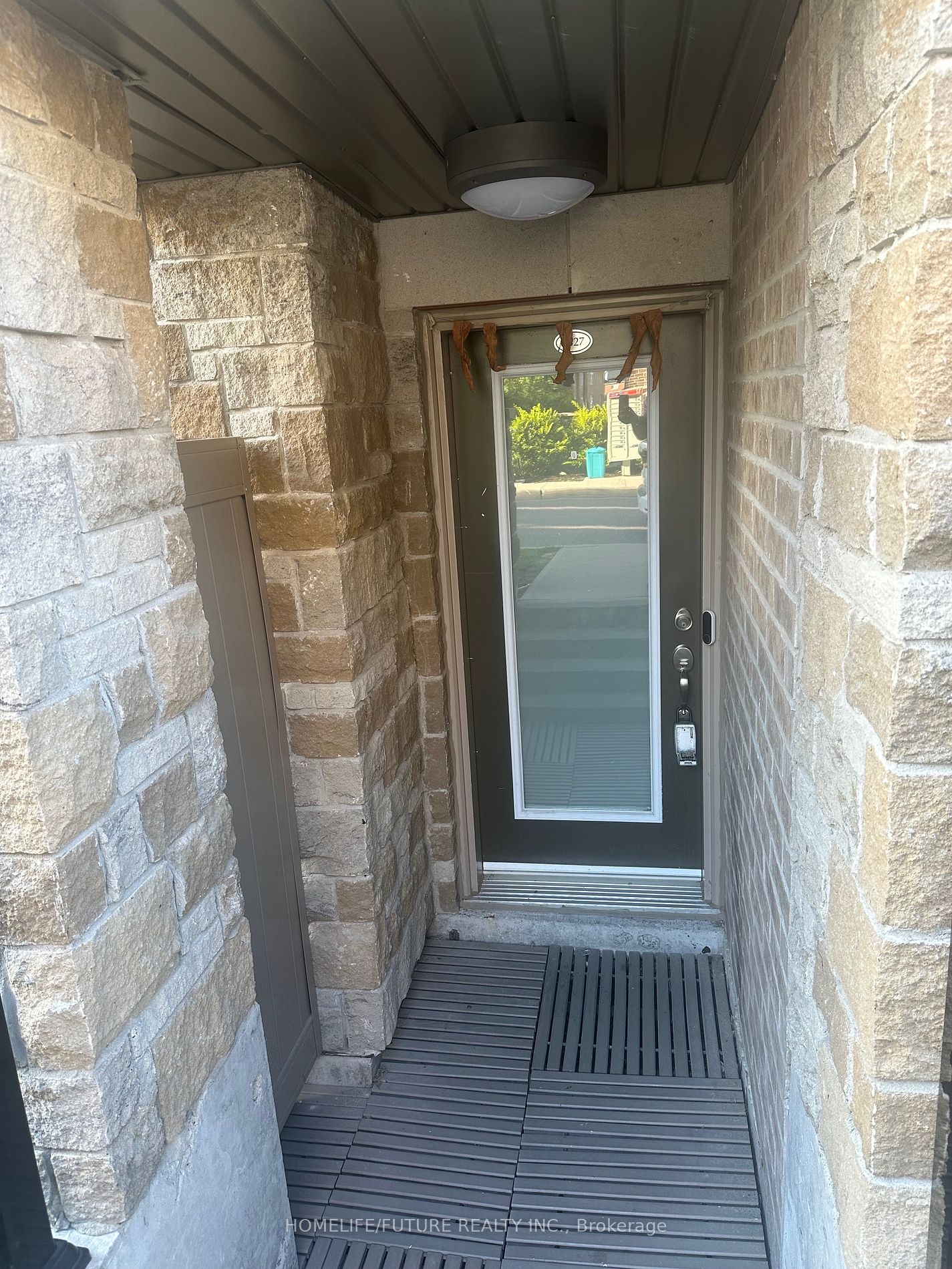 20 Westmeath Lane, #2327