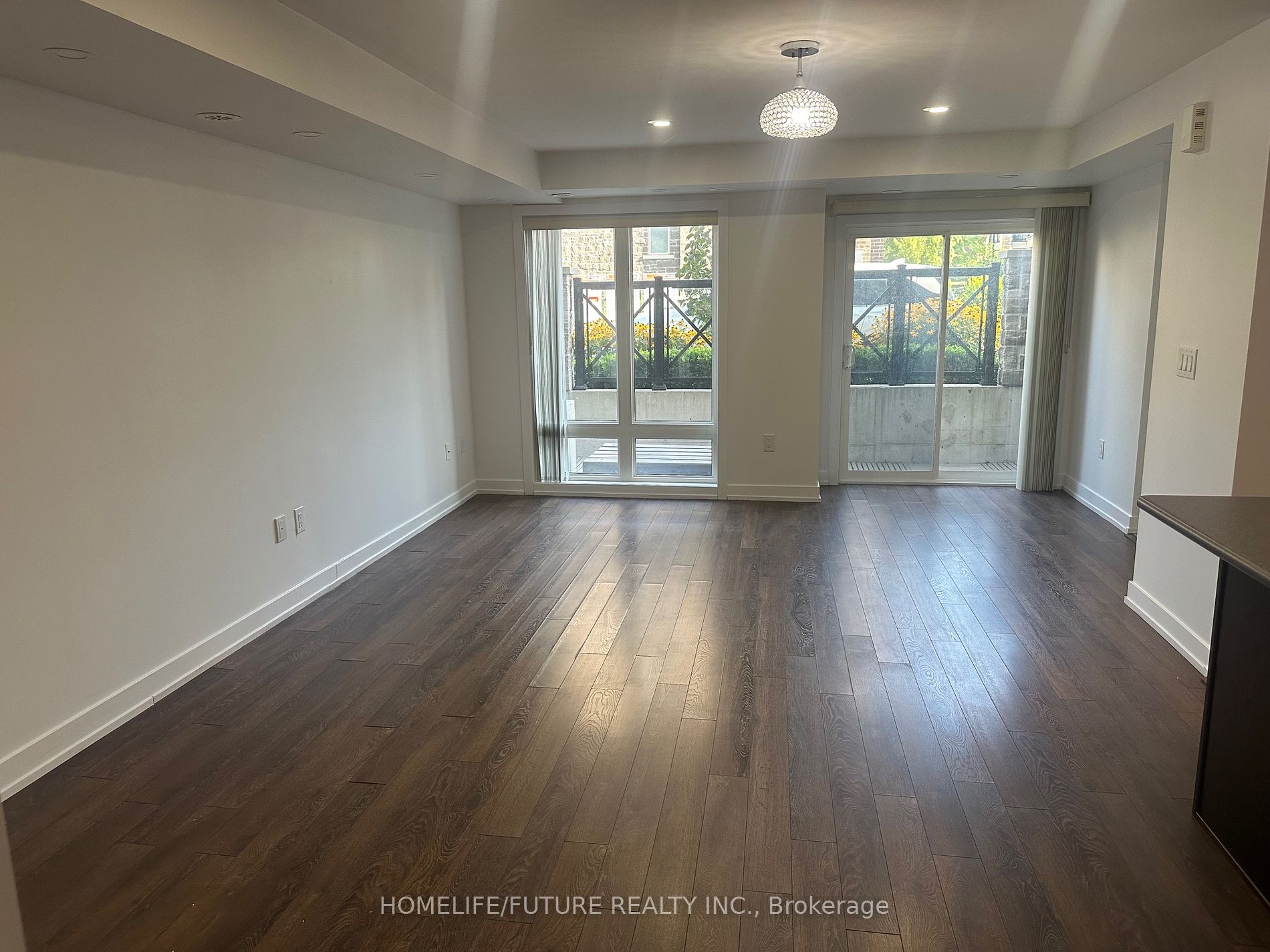 20 Westmeath Lane, #2327