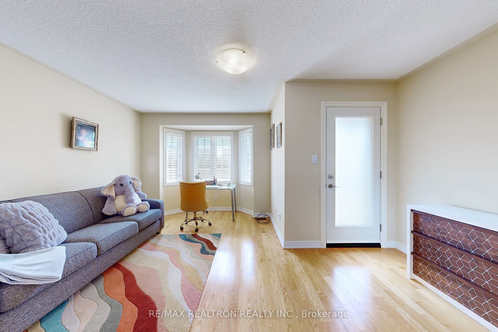 67 Sagecrest Cres