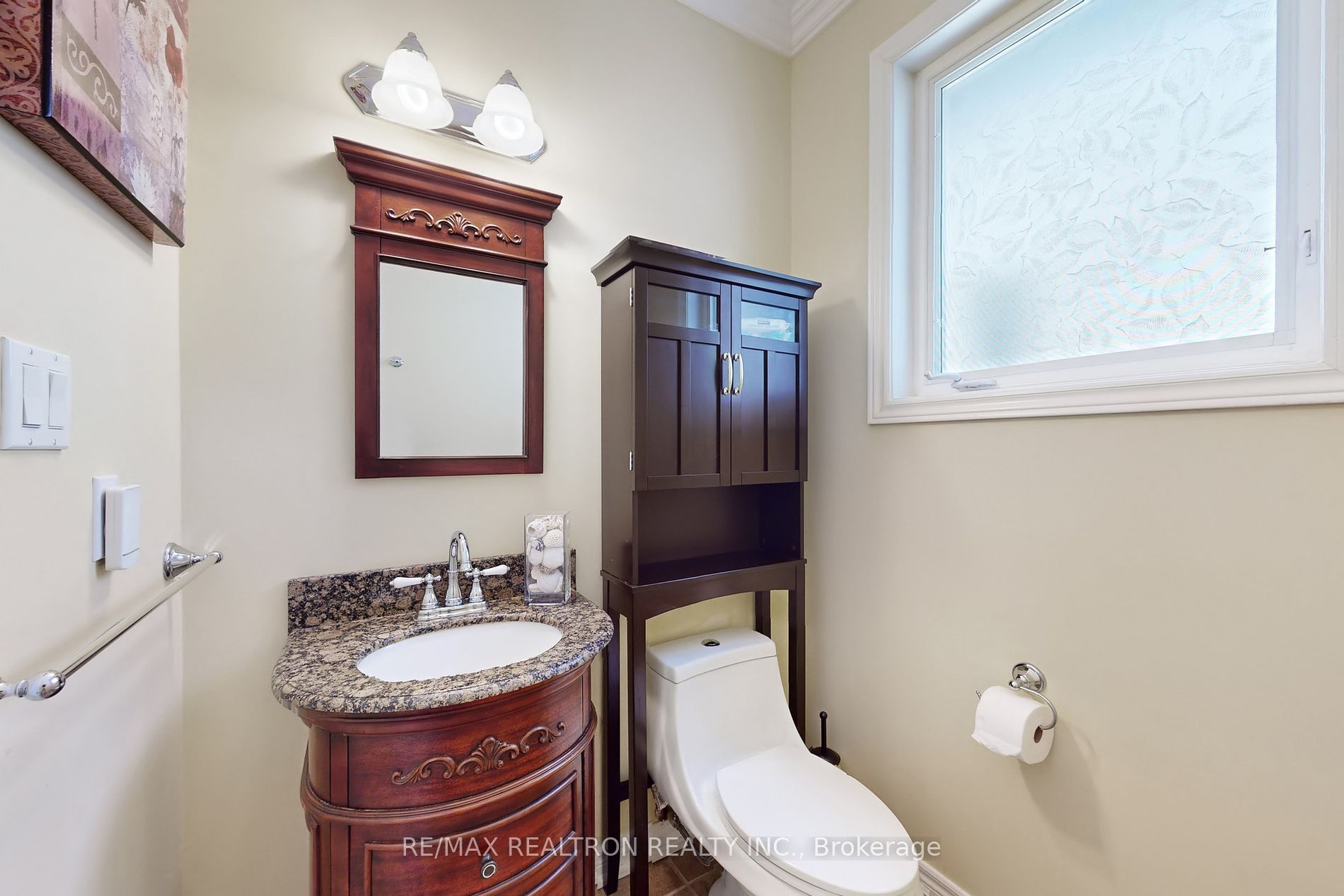 67 Sagecrest Cres