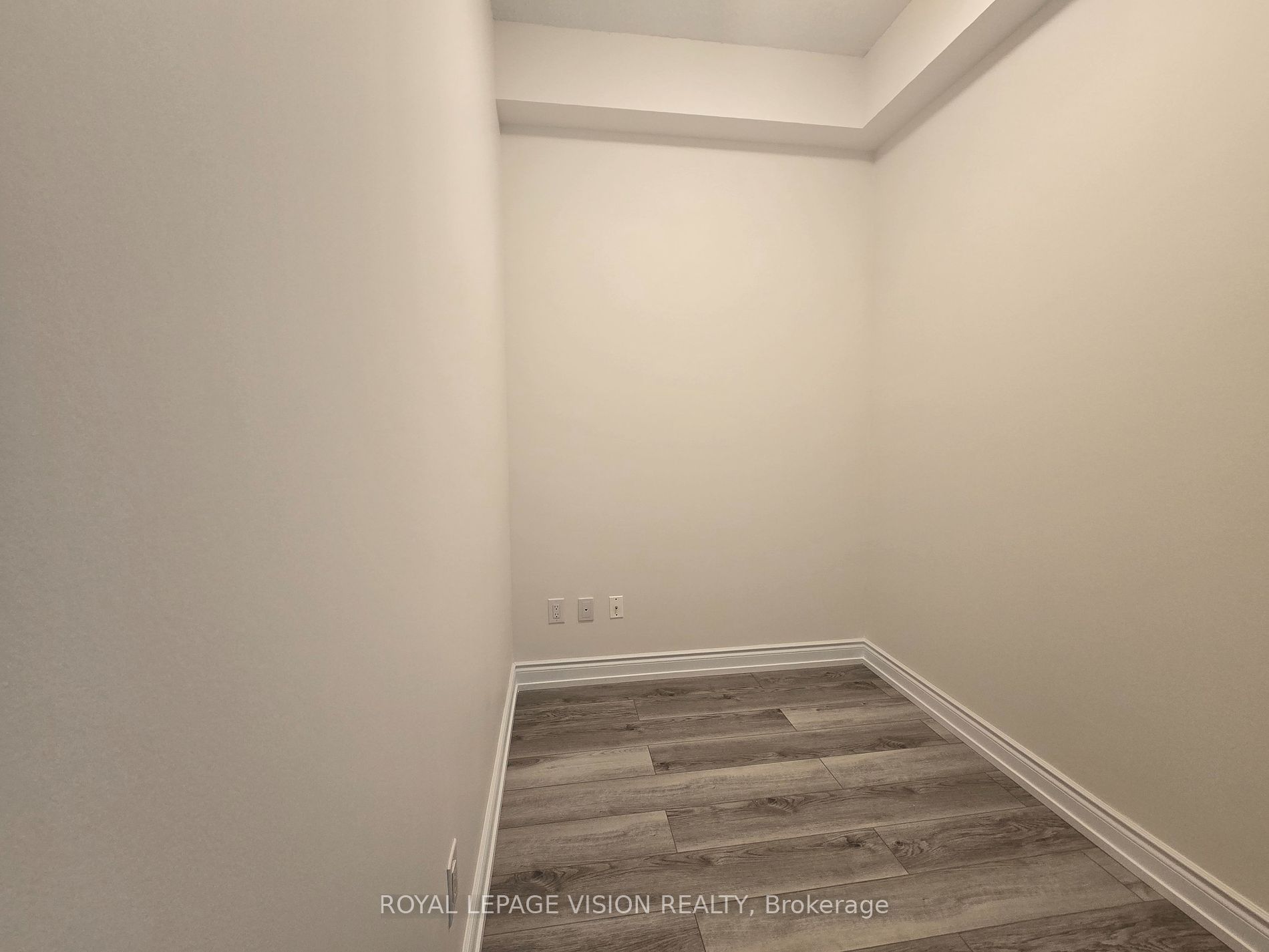8763 Bayview Ave W, #315