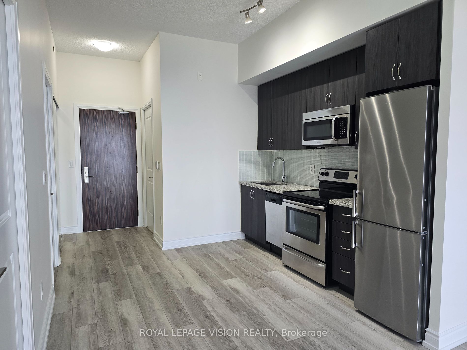 8763 Bayview Ave W, #315