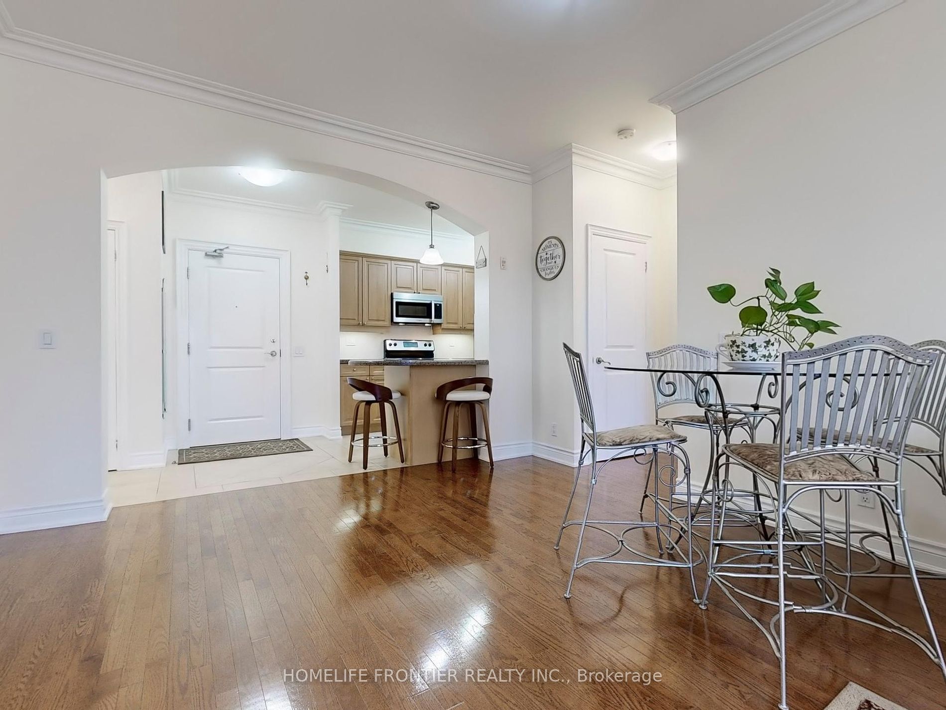 9519 Keele Street, #305