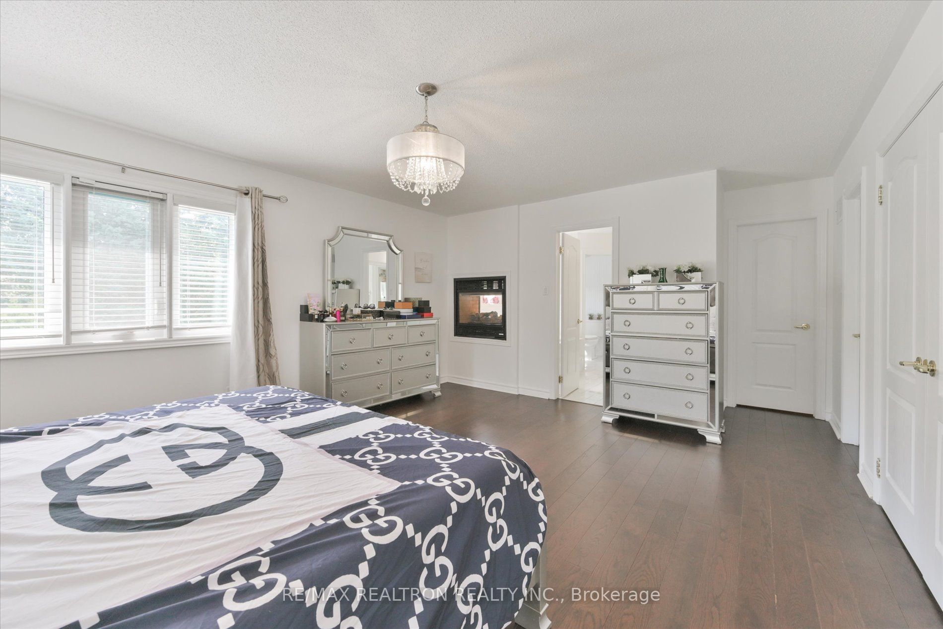 785 Quantra Crescent