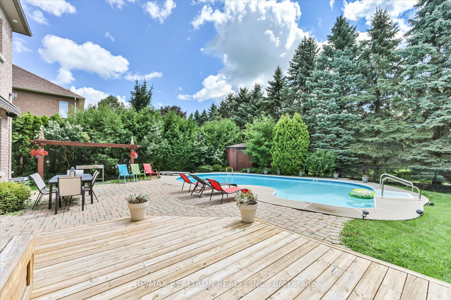 785 Quantra Crescent
