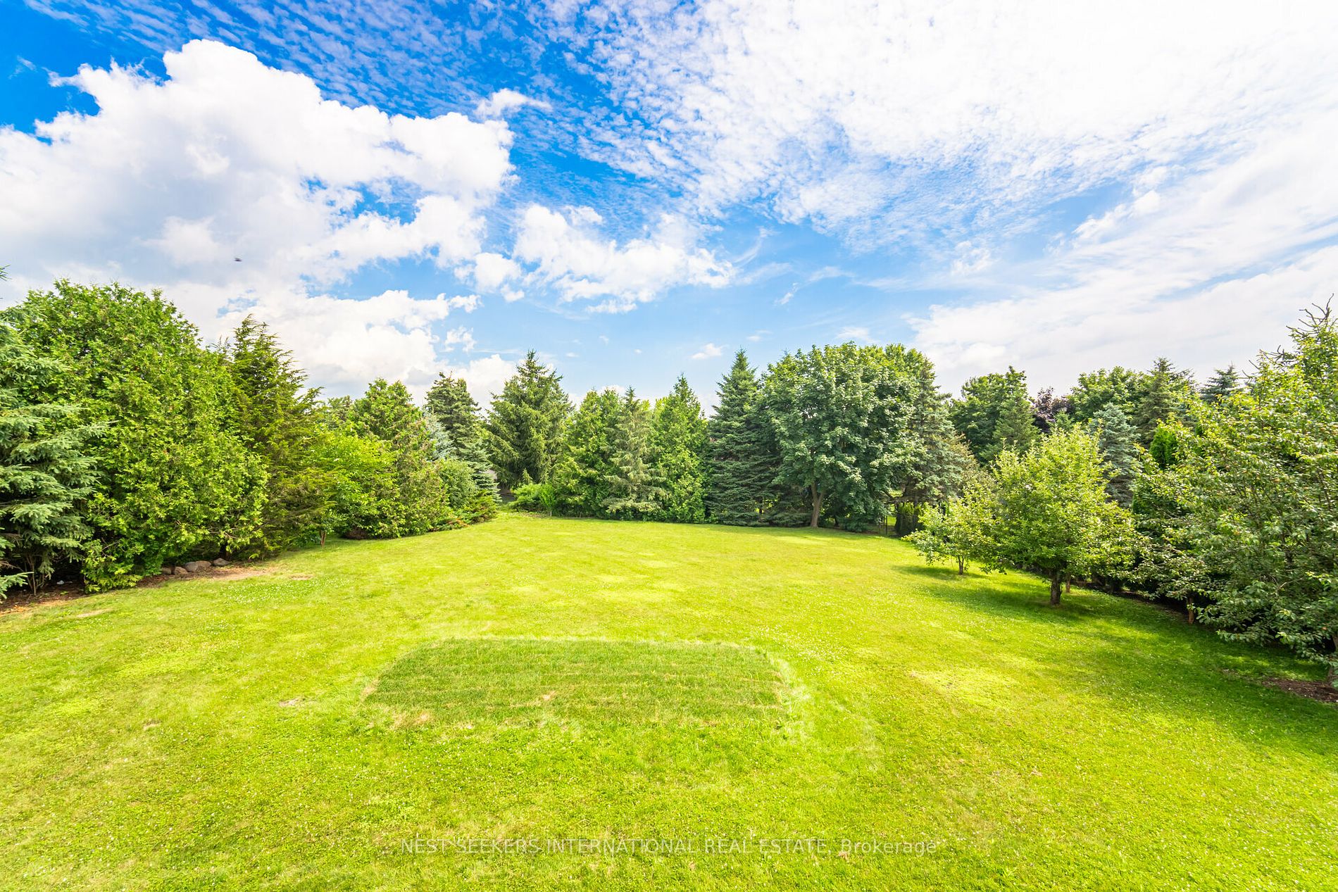 29 Holden Dr