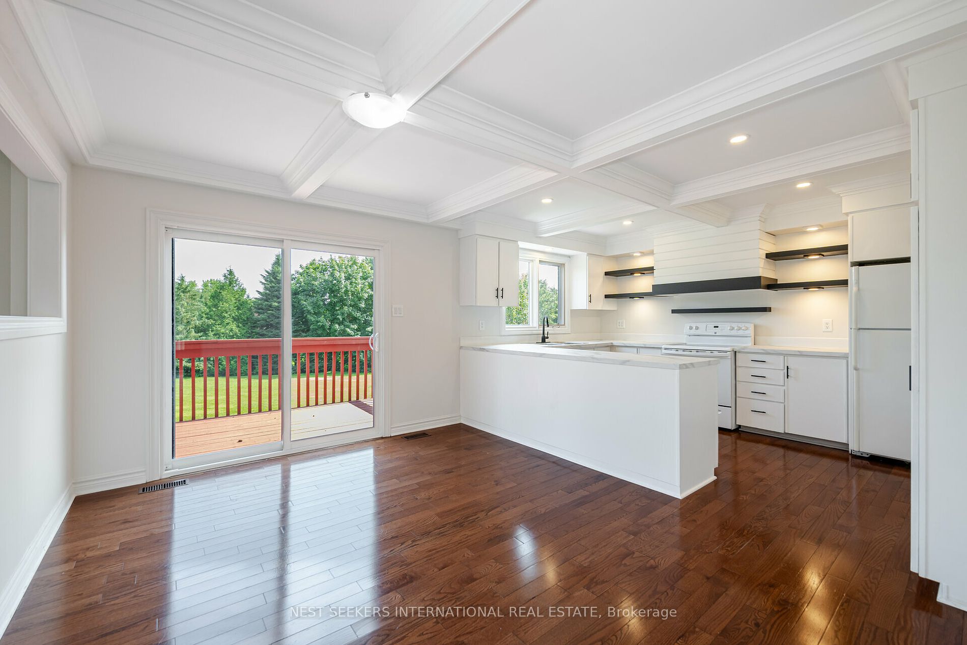 29 Holden Dr