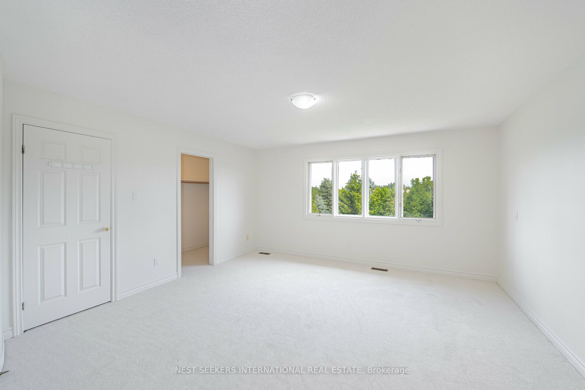 29 Holden Dr