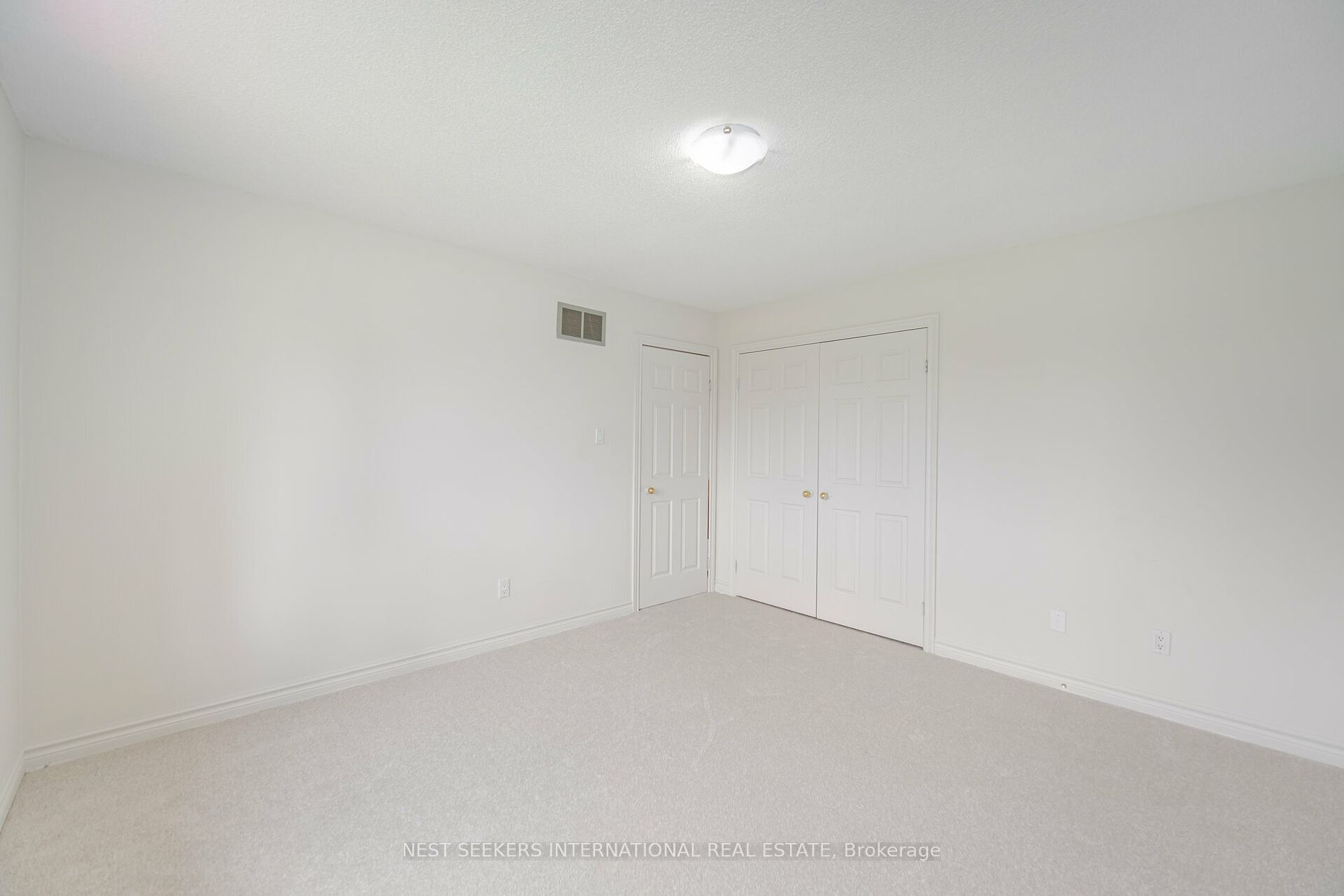 29 Holden Dr