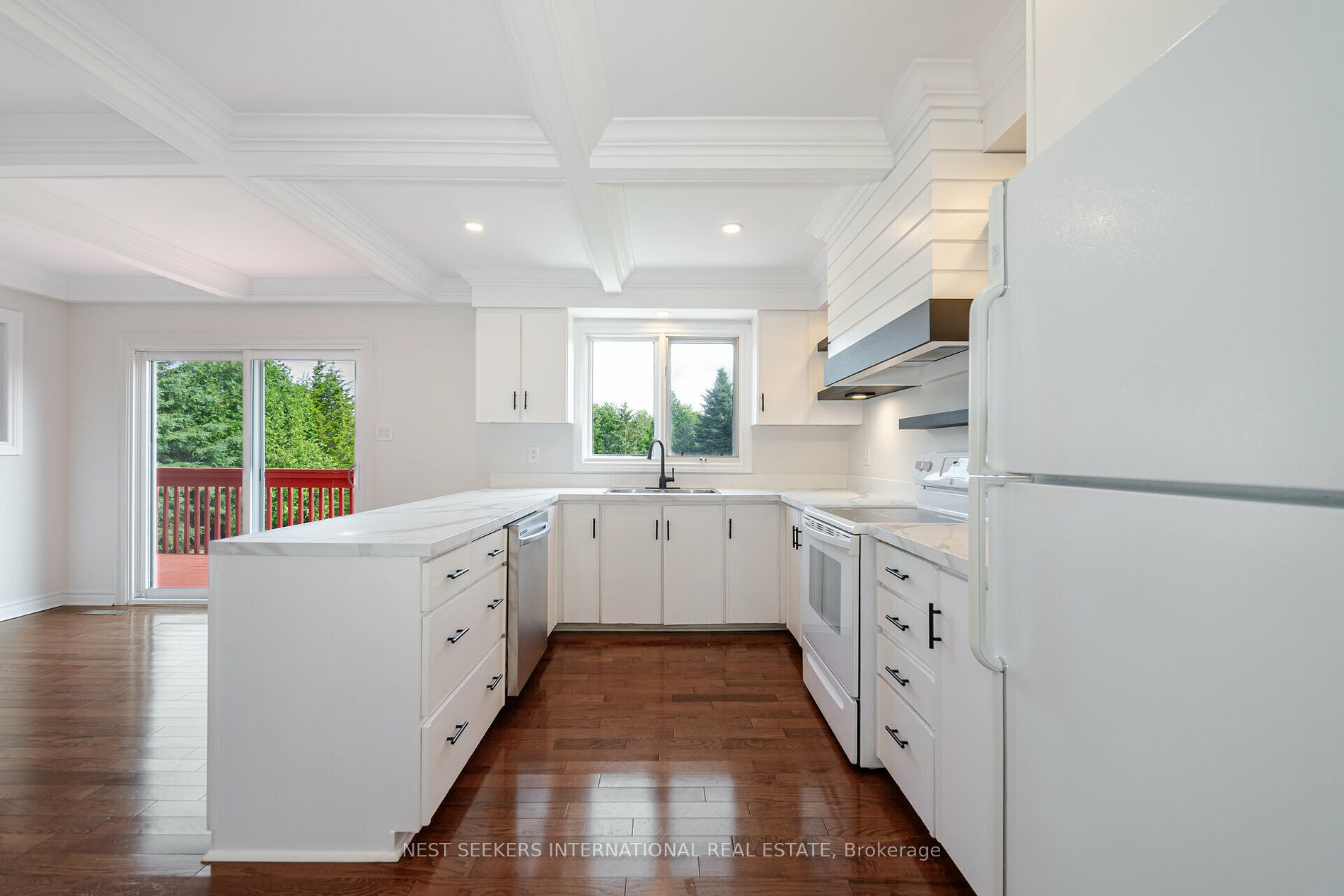 29 Holden Dr