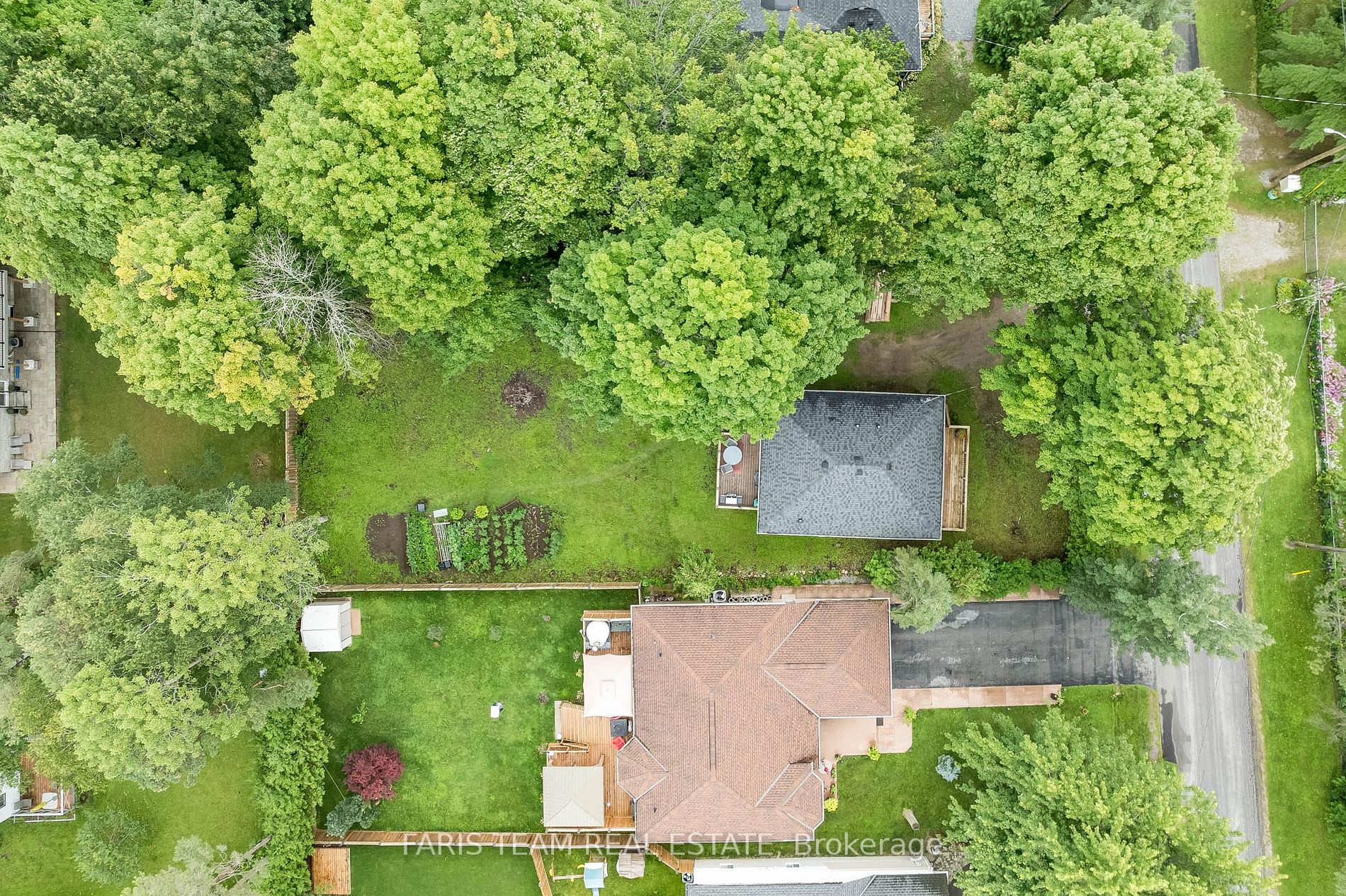 882 Kennedy Rd