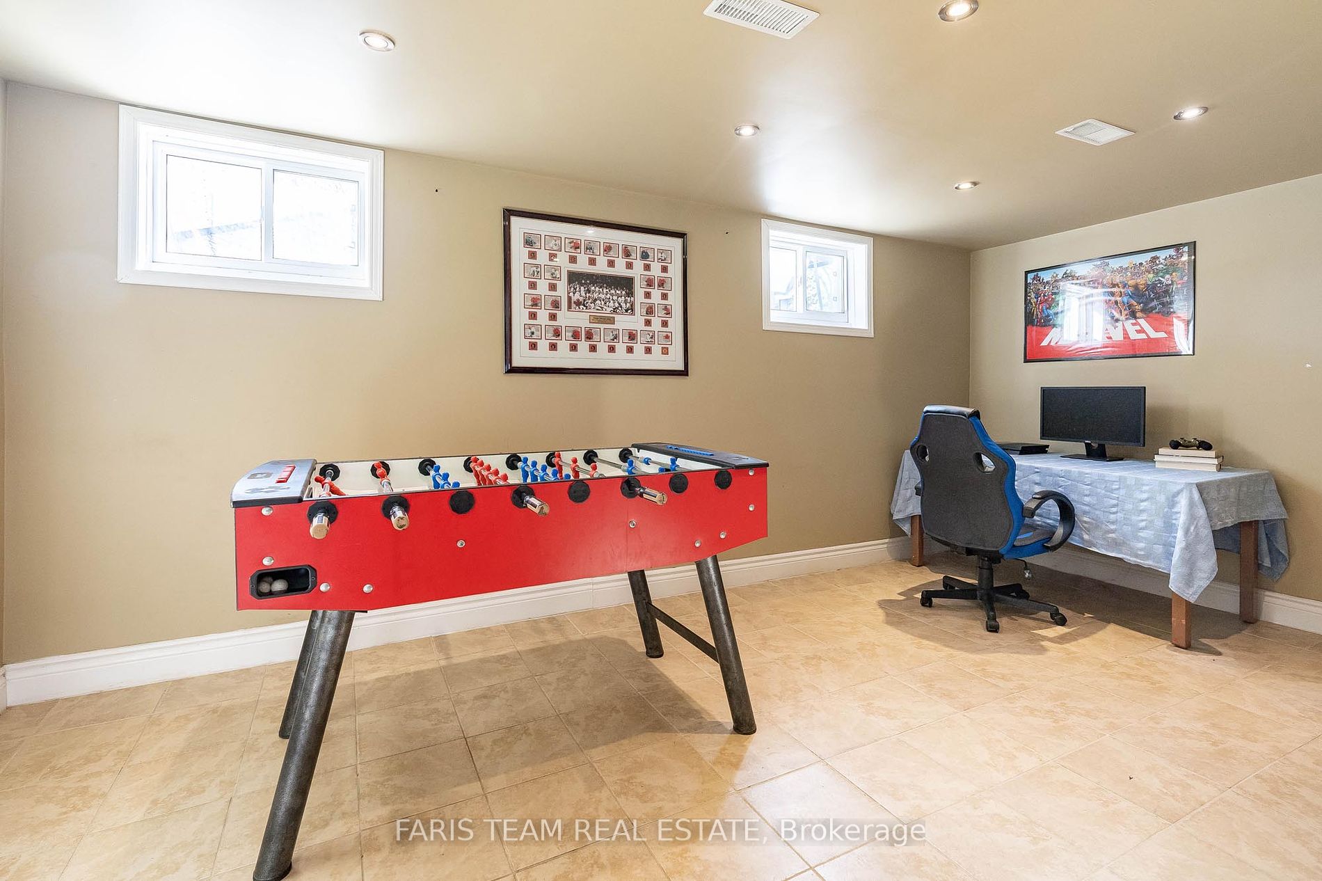 2 Cerswell Drive