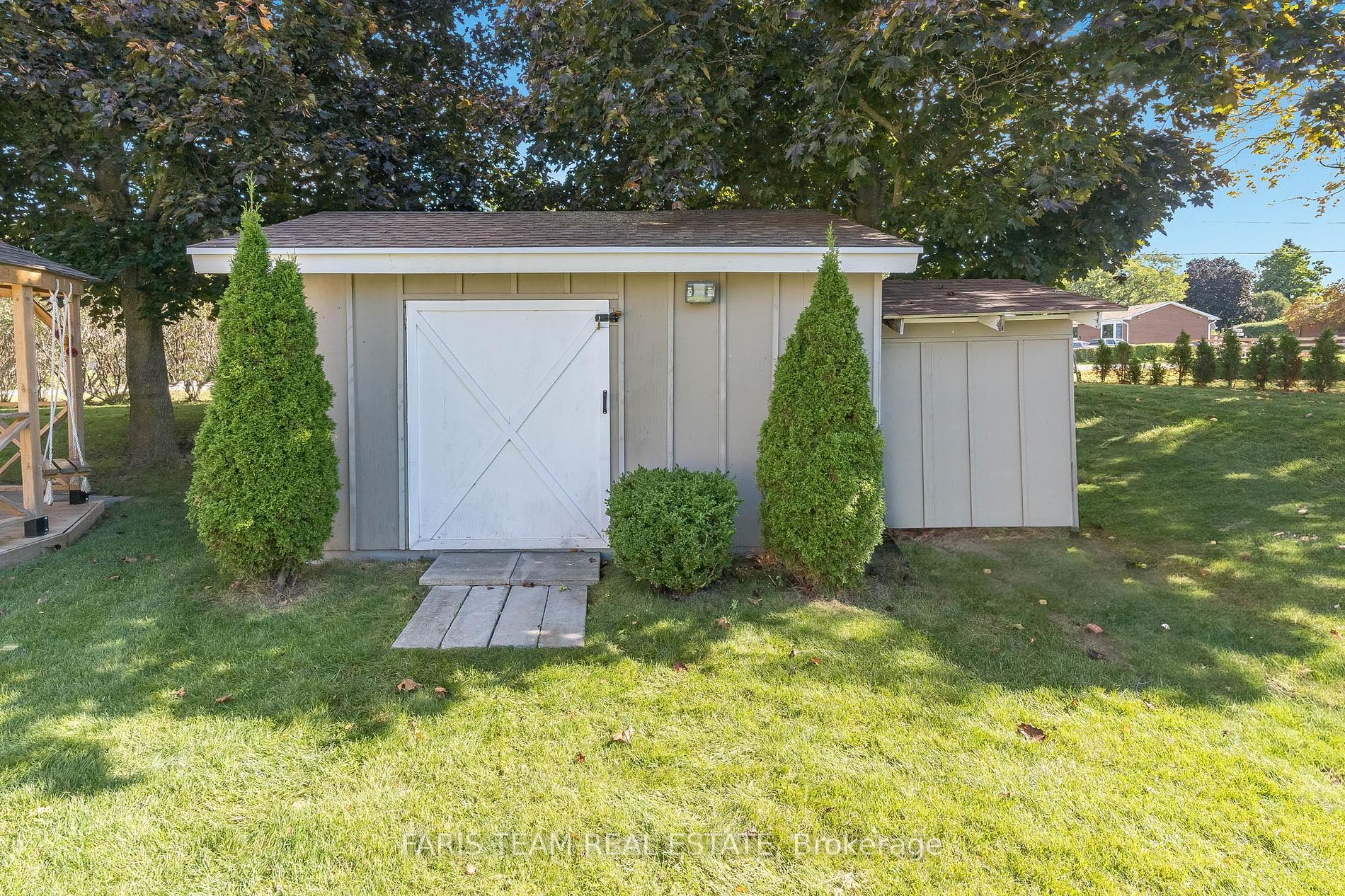 2 Cerswell Drive