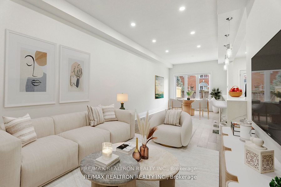 2 Mary Gapper Cres, #9