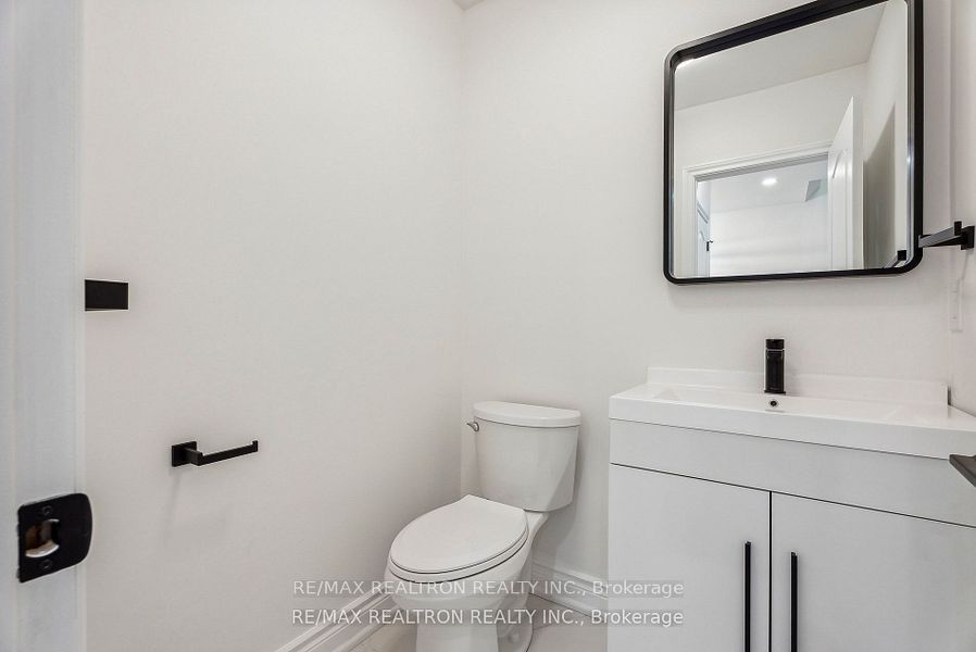 2 Mary Gapper Cres, #9