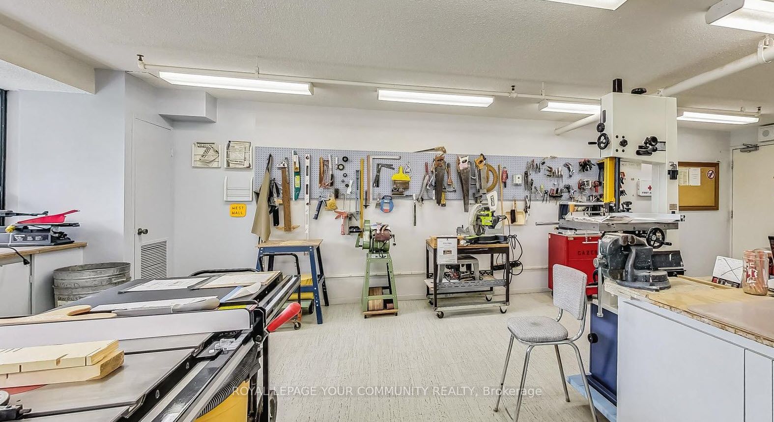 8111 Yonge St, #1501