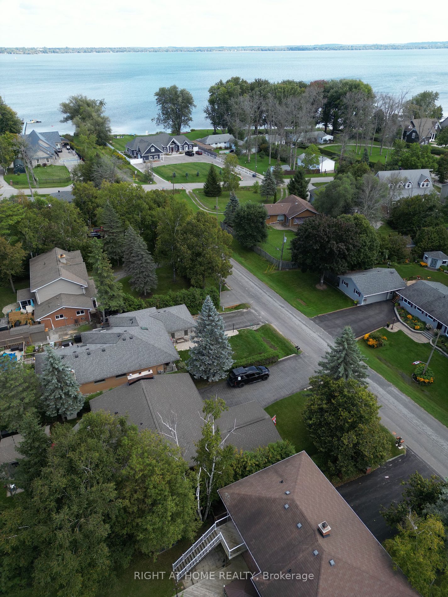 1120 North Shore Drive