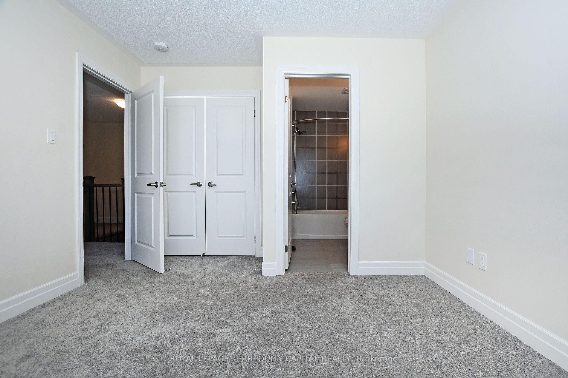 38 Hutton Crescent