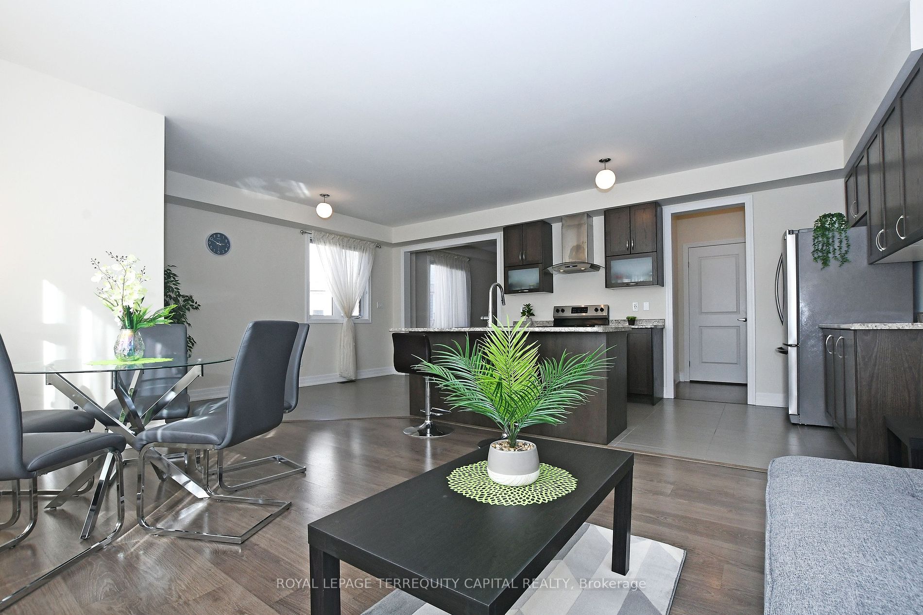 38 Hutton Crescent