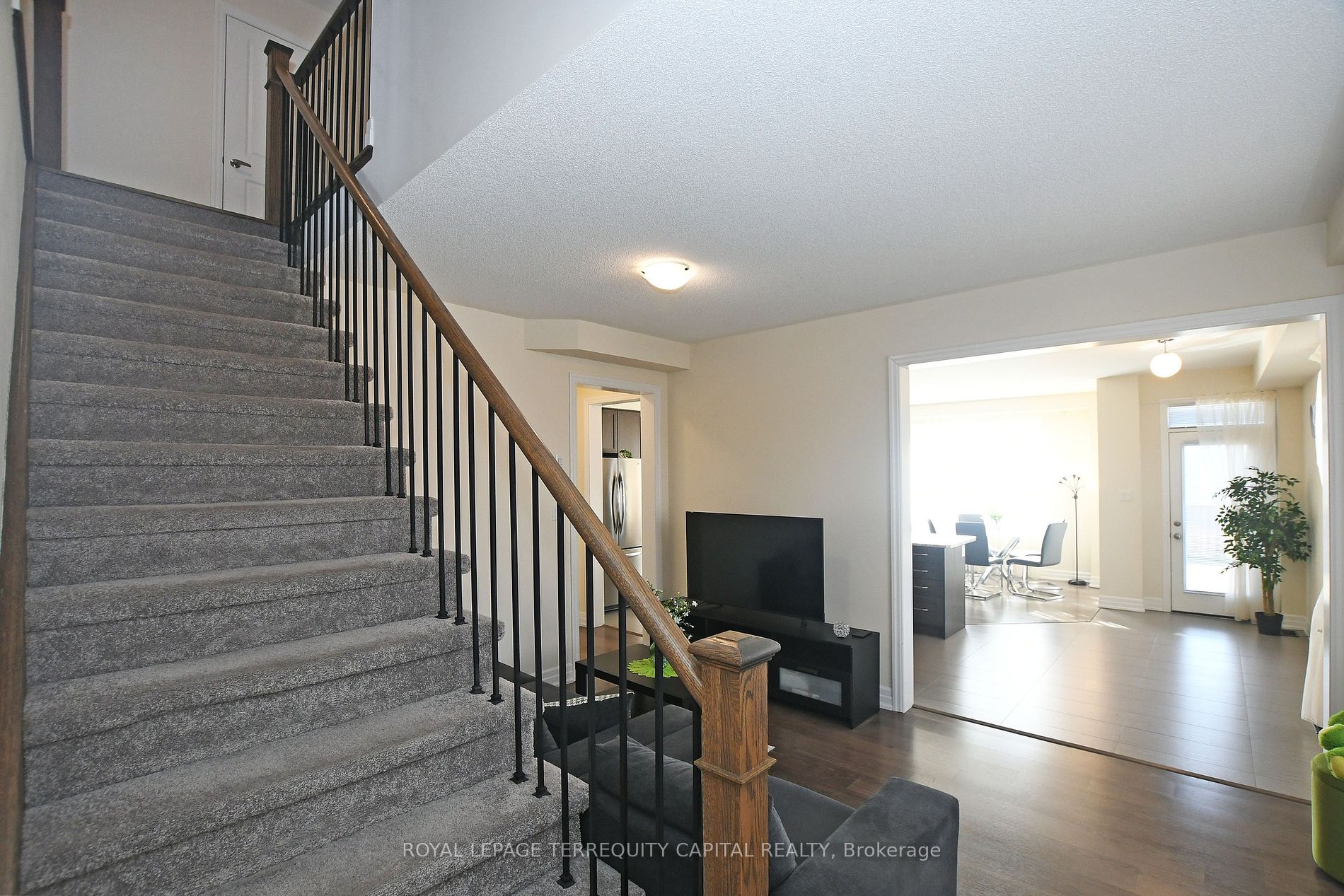 38 Hutton Crescent
