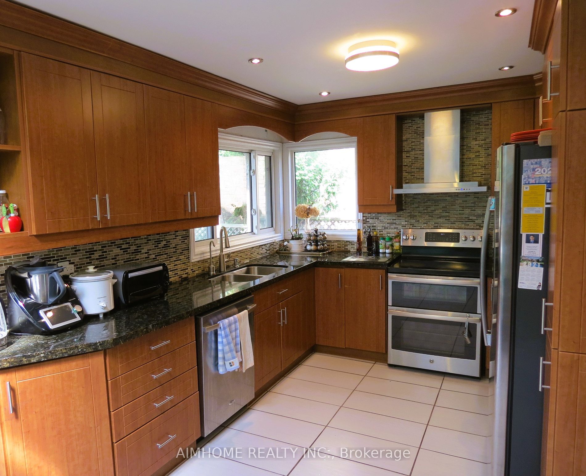 50 Hollingham Road