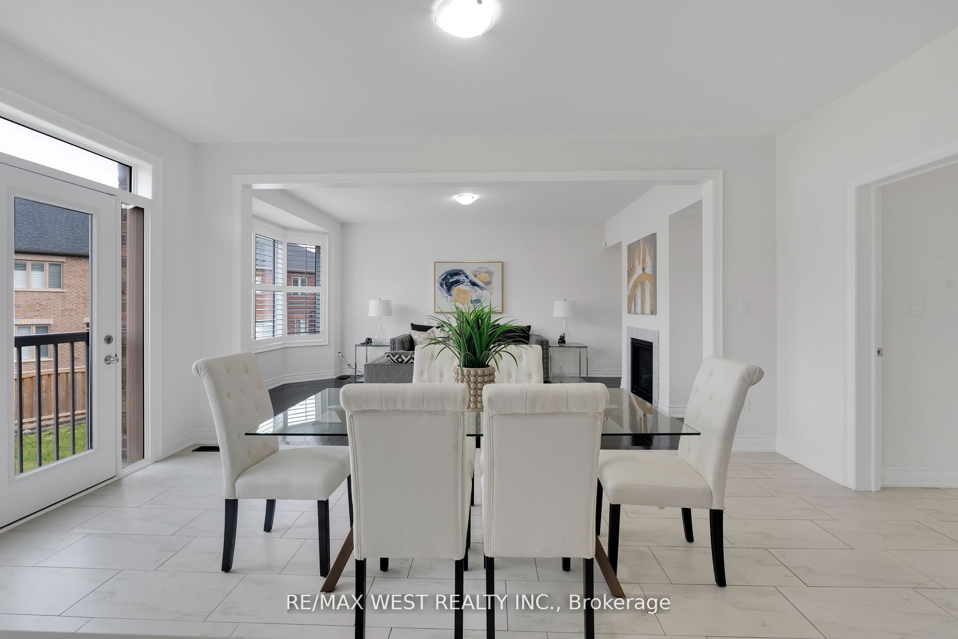 142 Beaconsfield Dr
