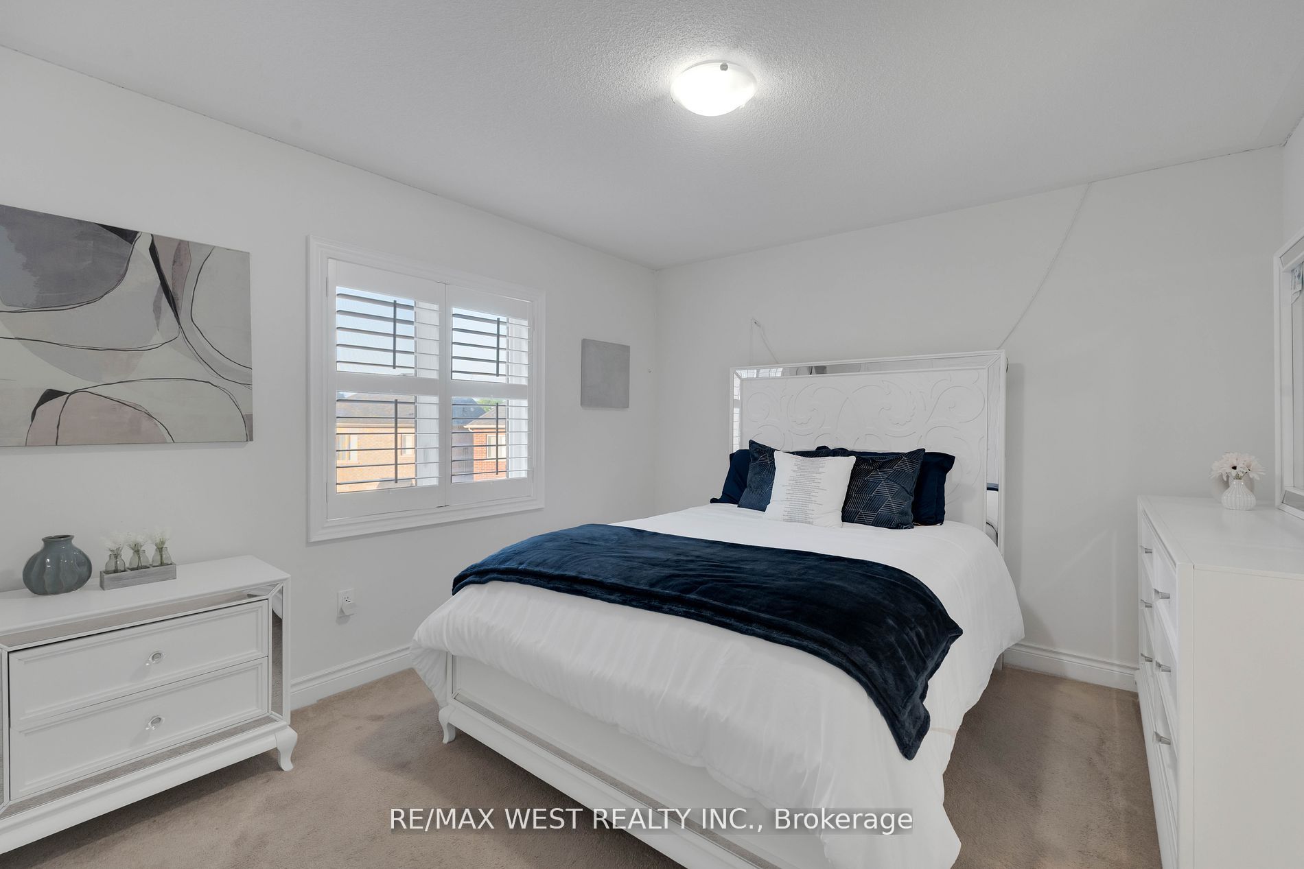 142 Beaconsfield Dr