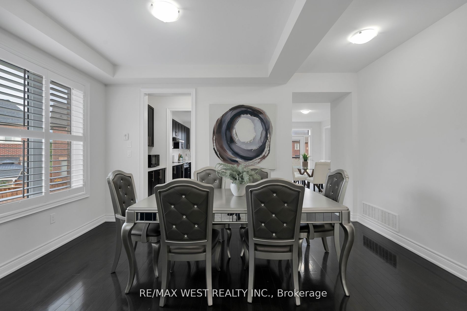 142 Beaconsfield Dr