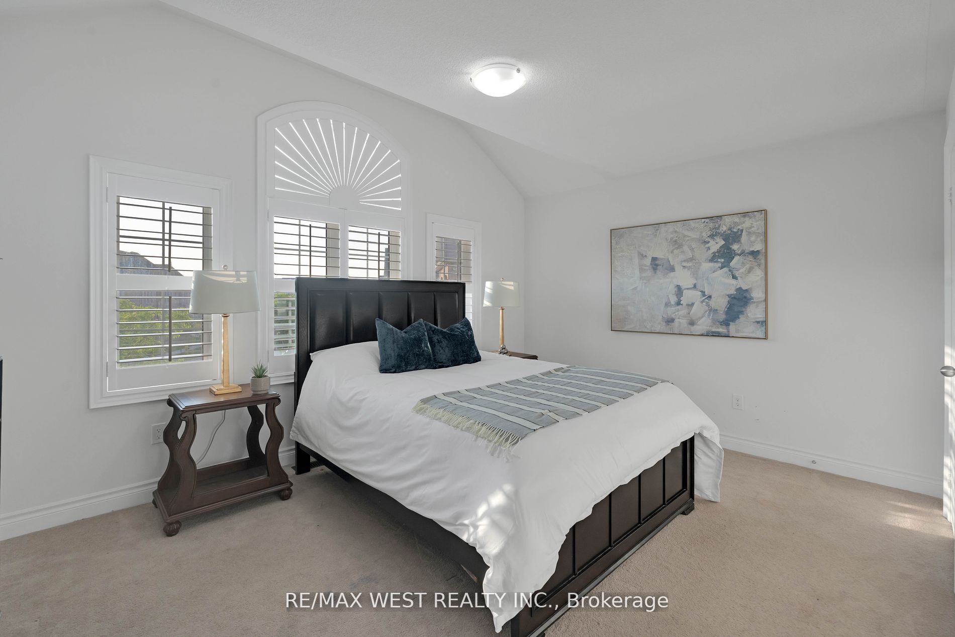 142 Beaconsfield Dr