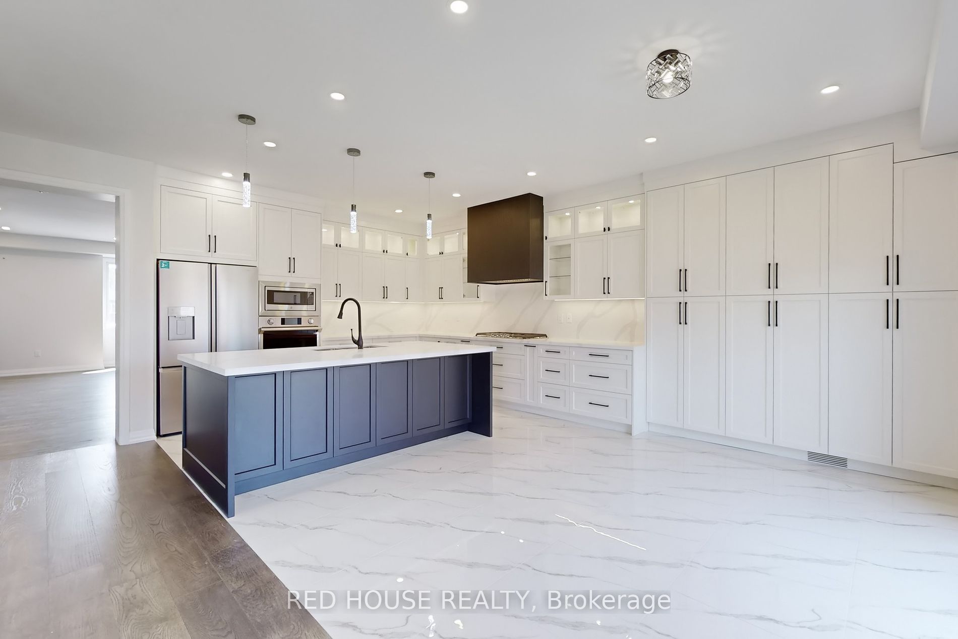 1458 Stovell Cres
