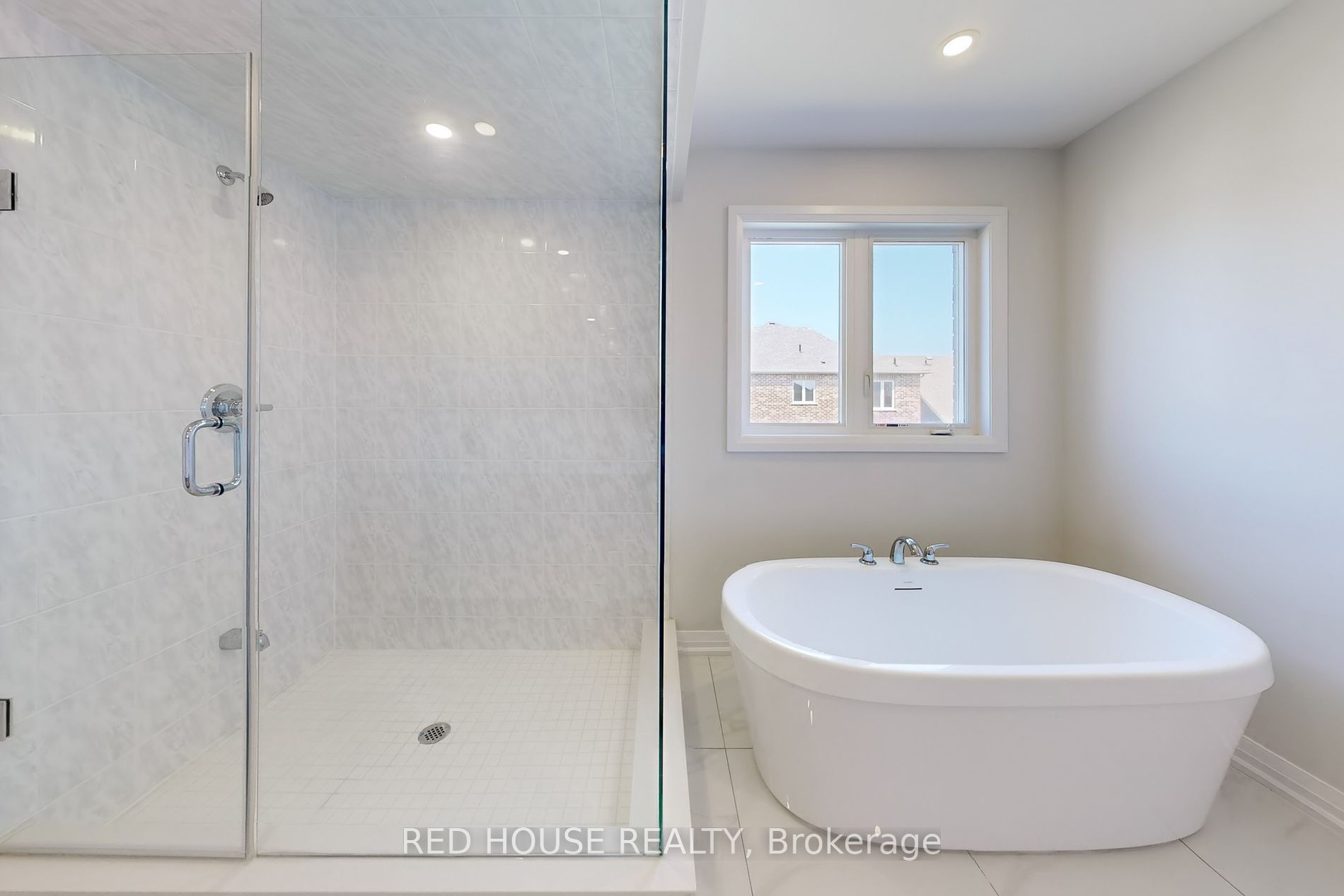 1458 Stovell Cres