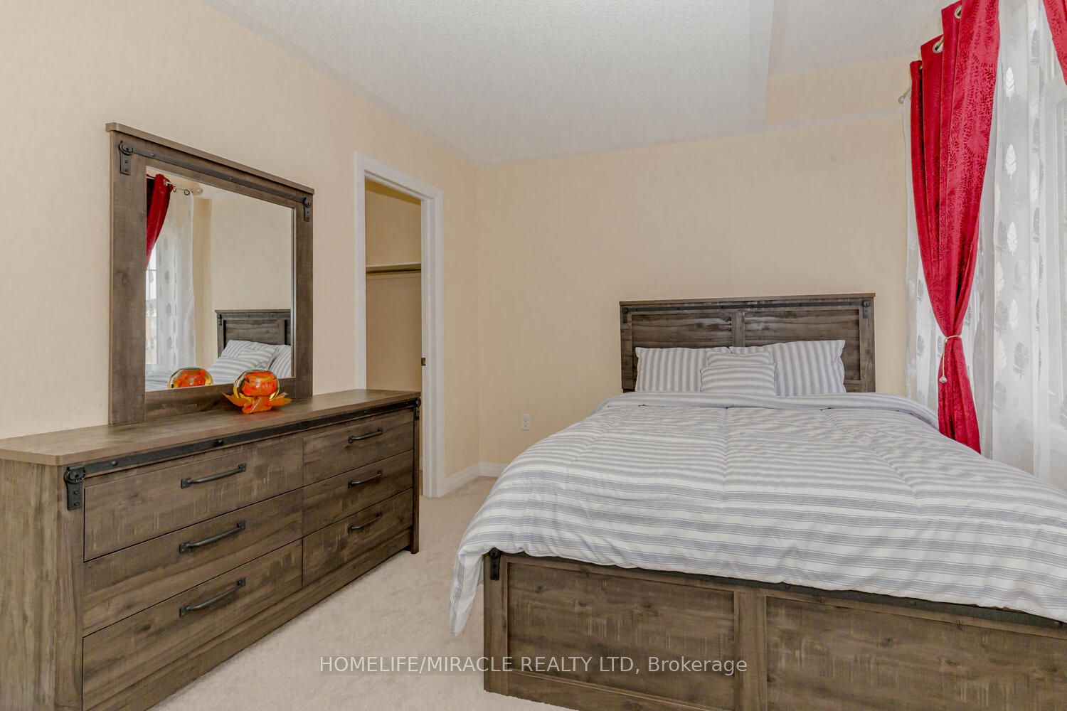 124 Casserley Cres
