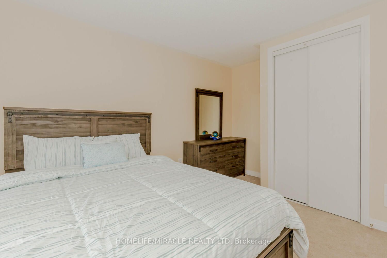 124 Casserley Cres