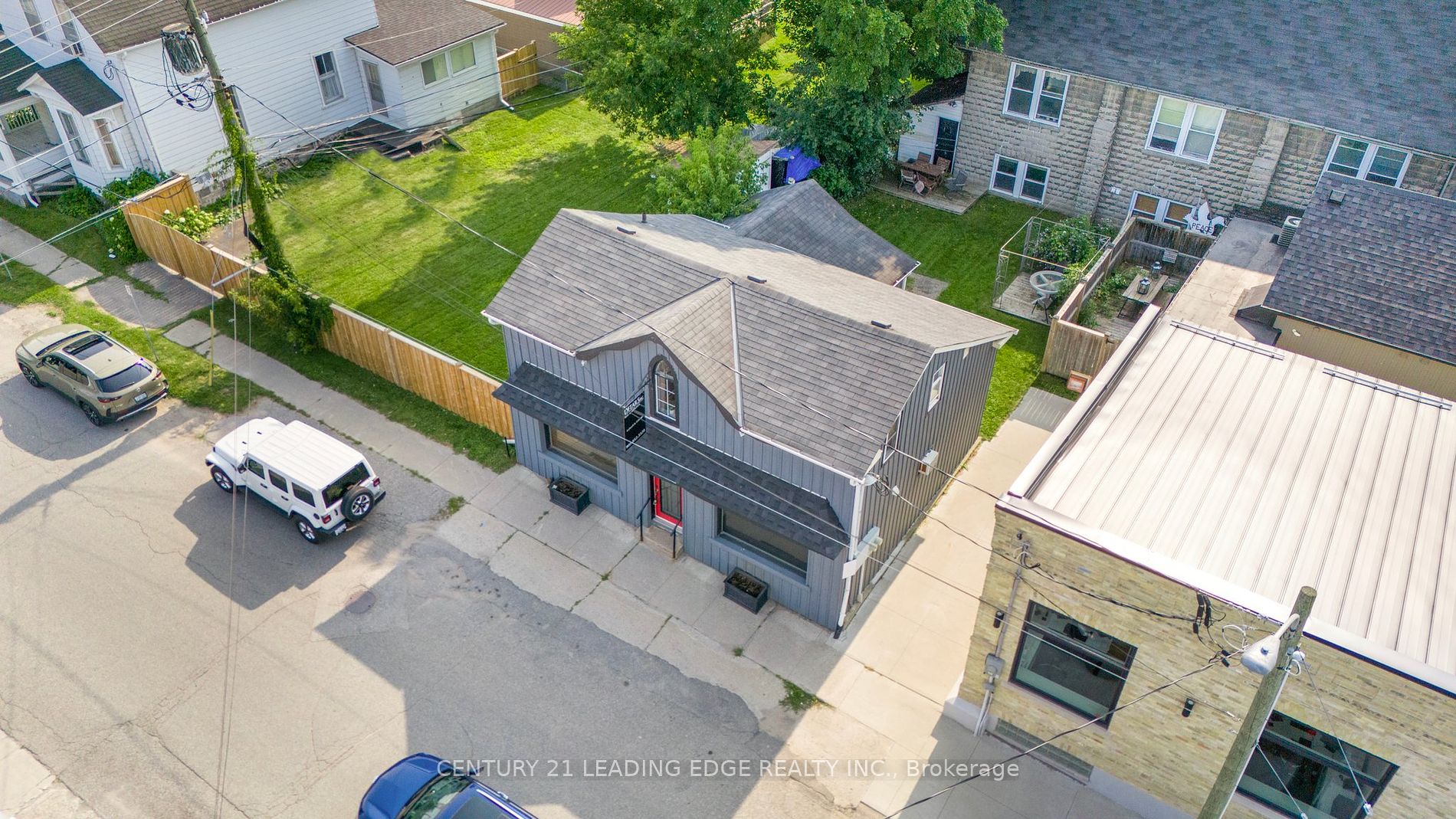 8 Church St