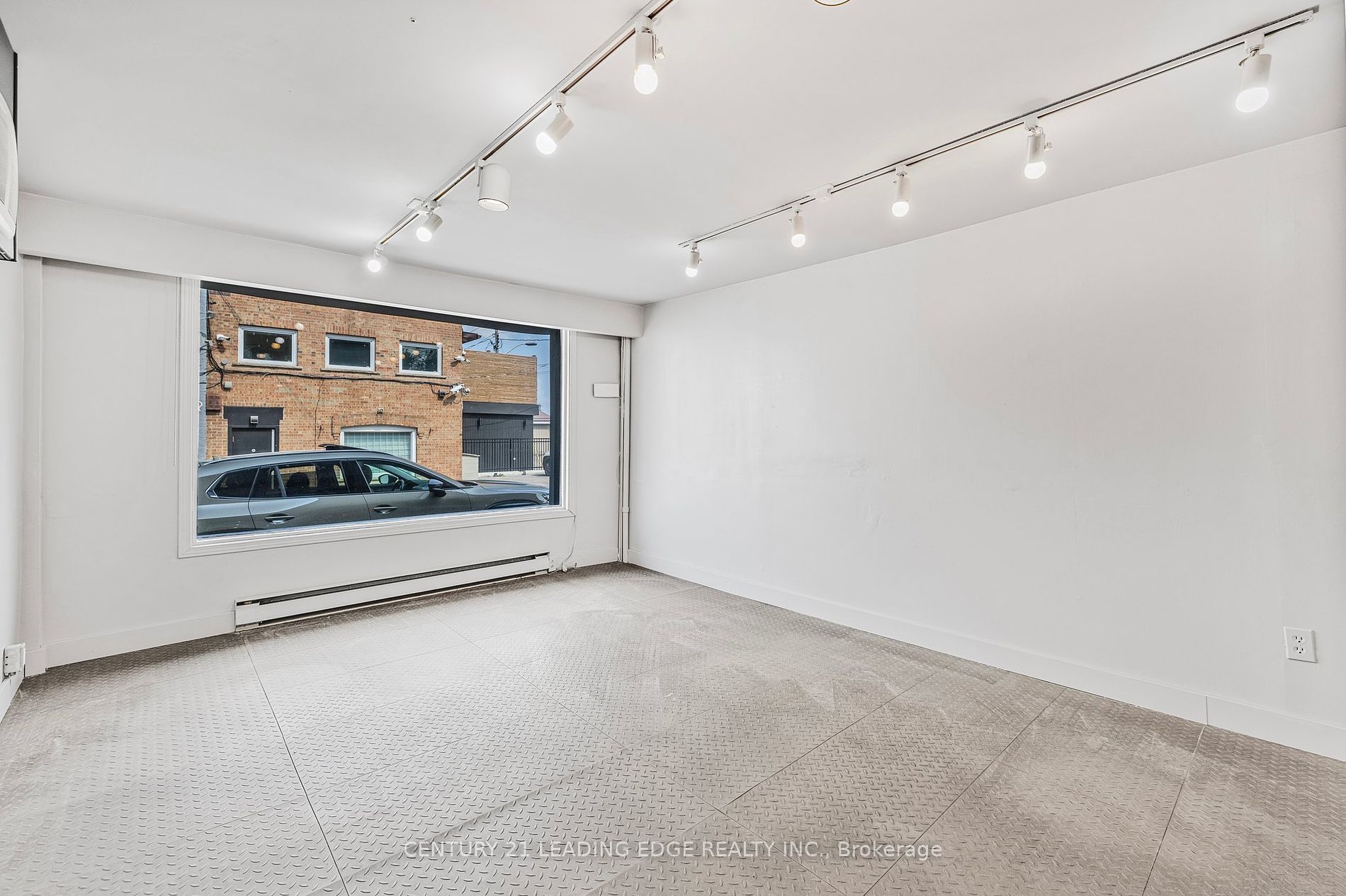 8 Church St