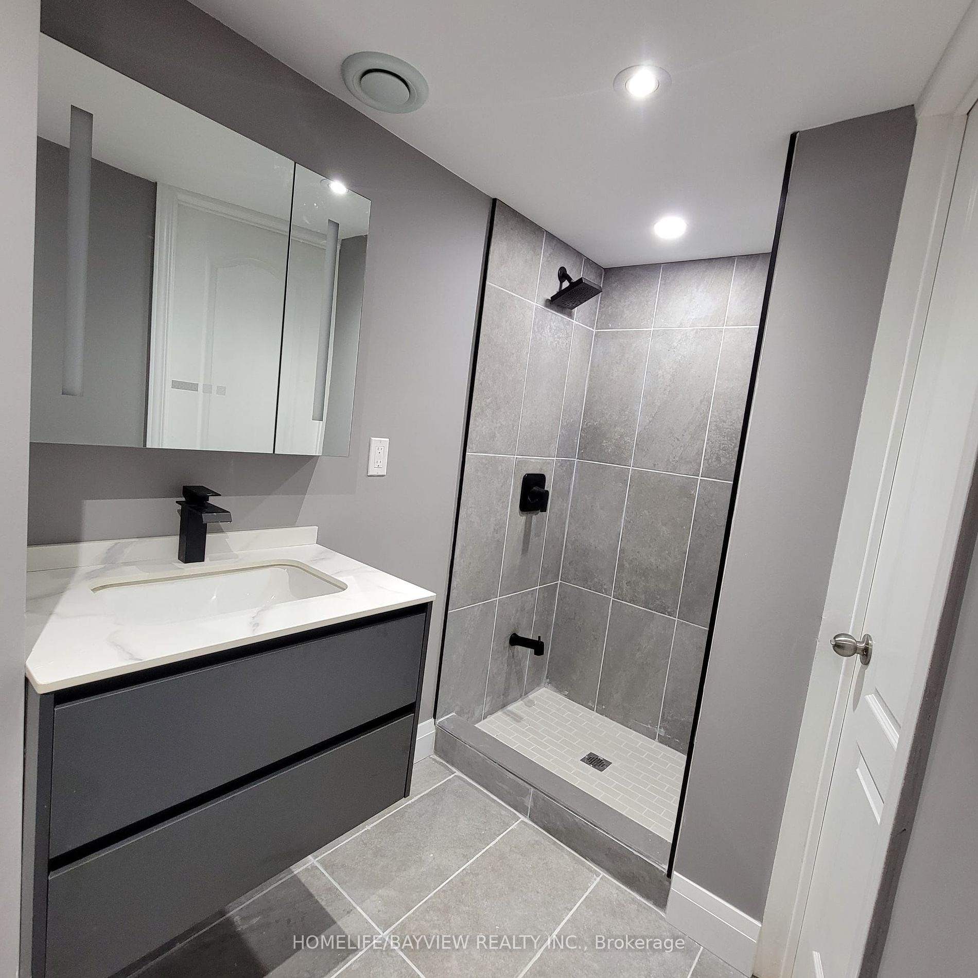 47 Buttonwood Tr