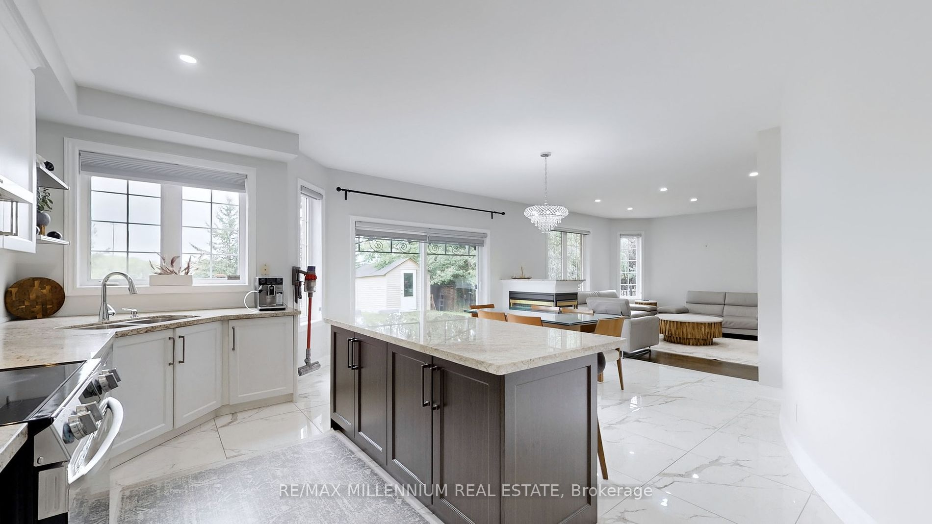 239 Vellore Woods Blvd