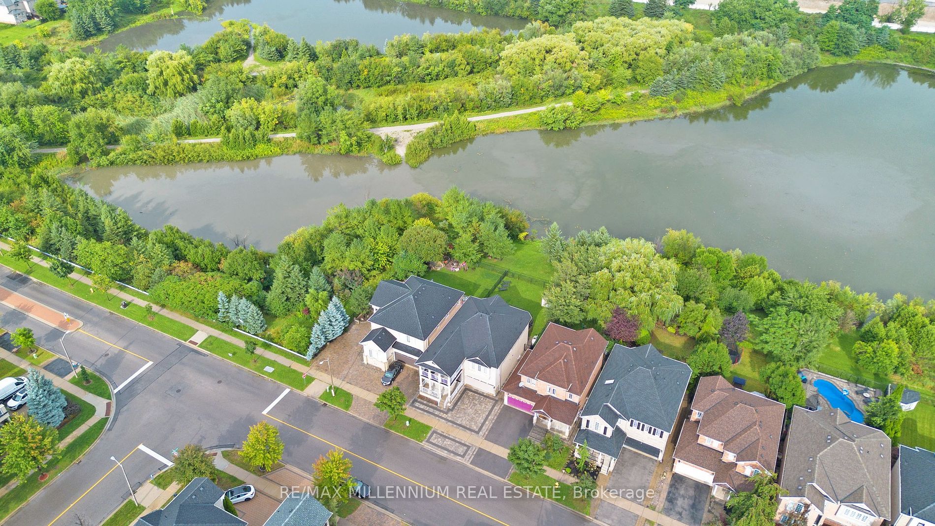 239 Vellore Woods Blvd